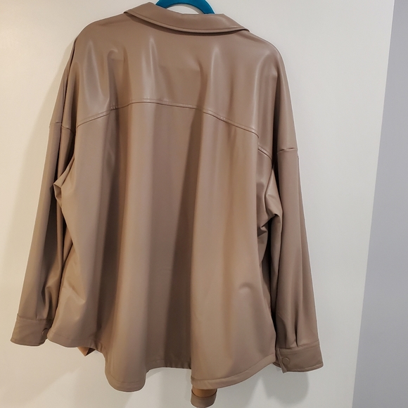 Faux-Leather Jacket, Classic, Size 22/24, Biege, By Lane Bryant - Picture 2 of 5